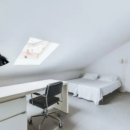 Cool 2 Bedroom Near Belem * Lissabon